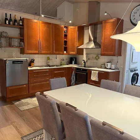 公寓 Tomera's House - Next To Santa Claus 罗瓦涅米