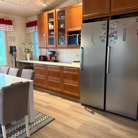 Tomera's House - Next To Santa Claus 罗瓦涅米